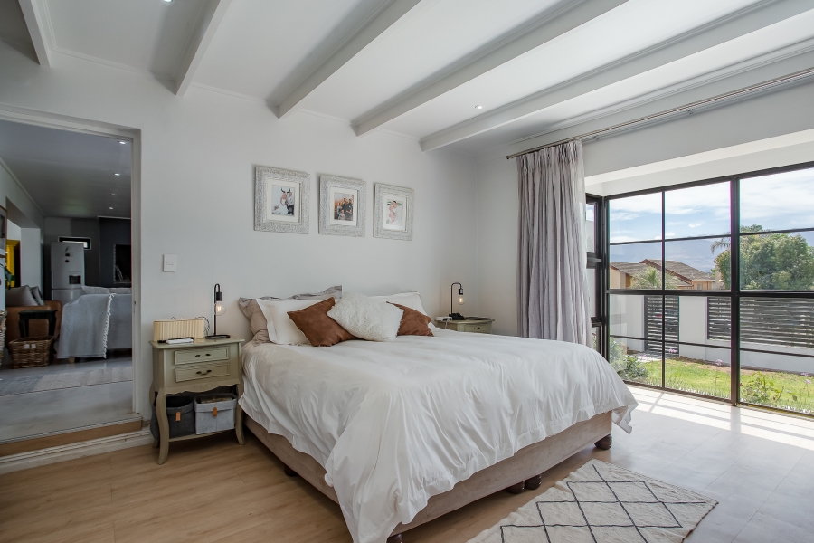 4 Bedroom Property for Sale in Vrykyk Western Cape